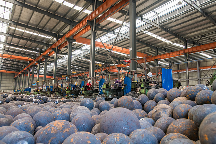 龙海网架配件车间